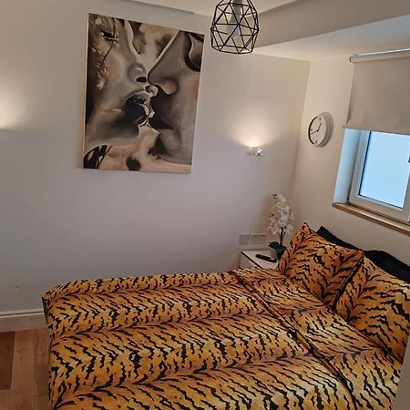 Lgbtq-Double Room Londra Exterior foto