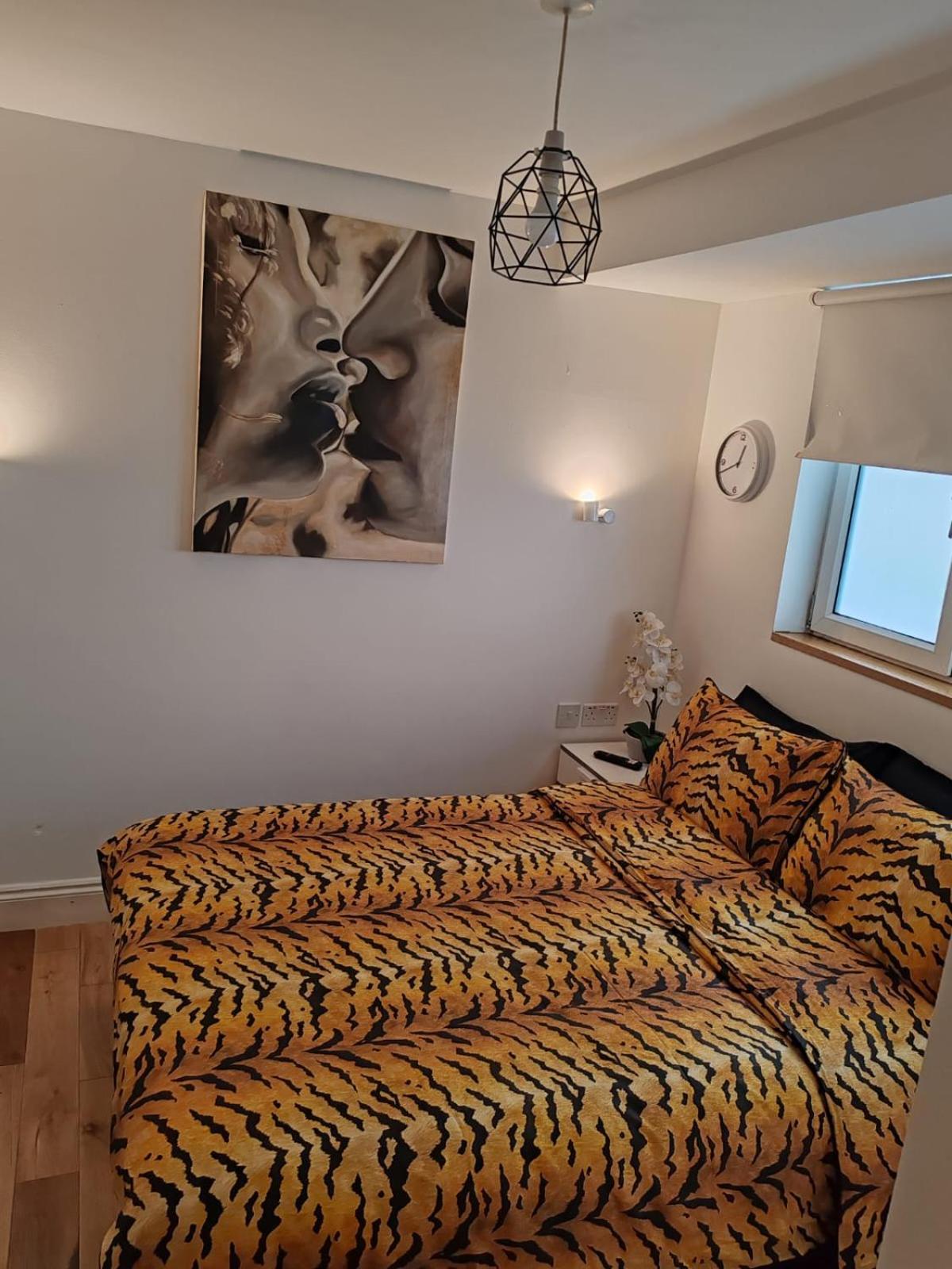 Lgbtq-Double Room Londra Exterior foto